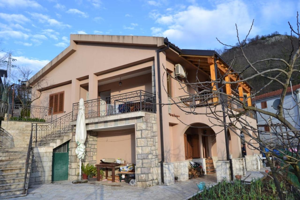 Guest House Radoman Virpazar Kültér fotó